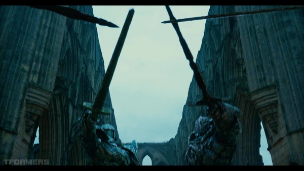 Transformers The Last Knight Theatrical Trailer HD Screenshot Gallery 026 (26 of 788)